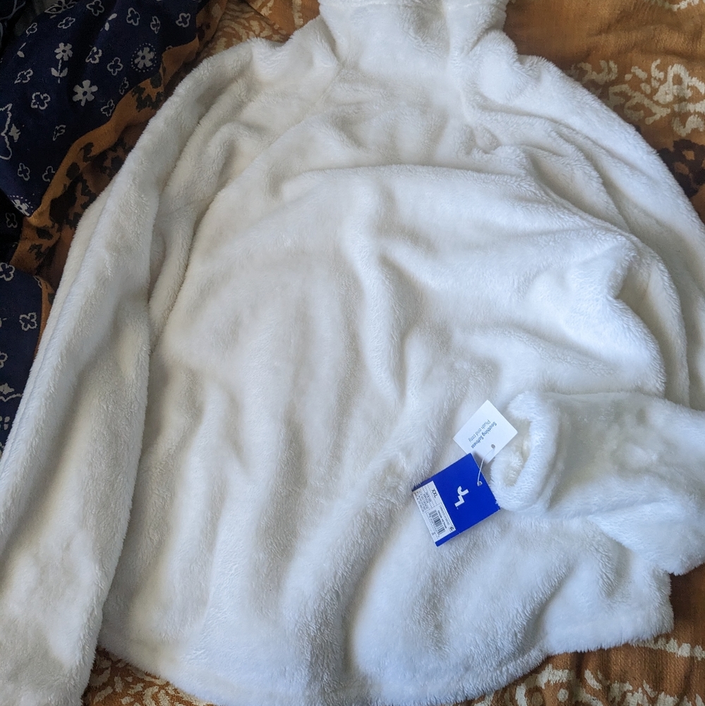 NWT fleece
